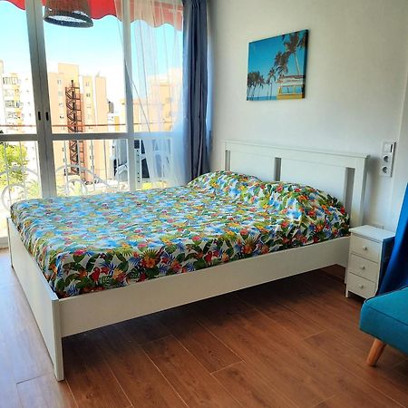 Playmon Holiday Apartment Бенидорм Екстериор снимка