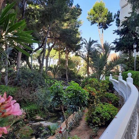 Playmon Holiday Apartment Бенидорм Екстериор снимка