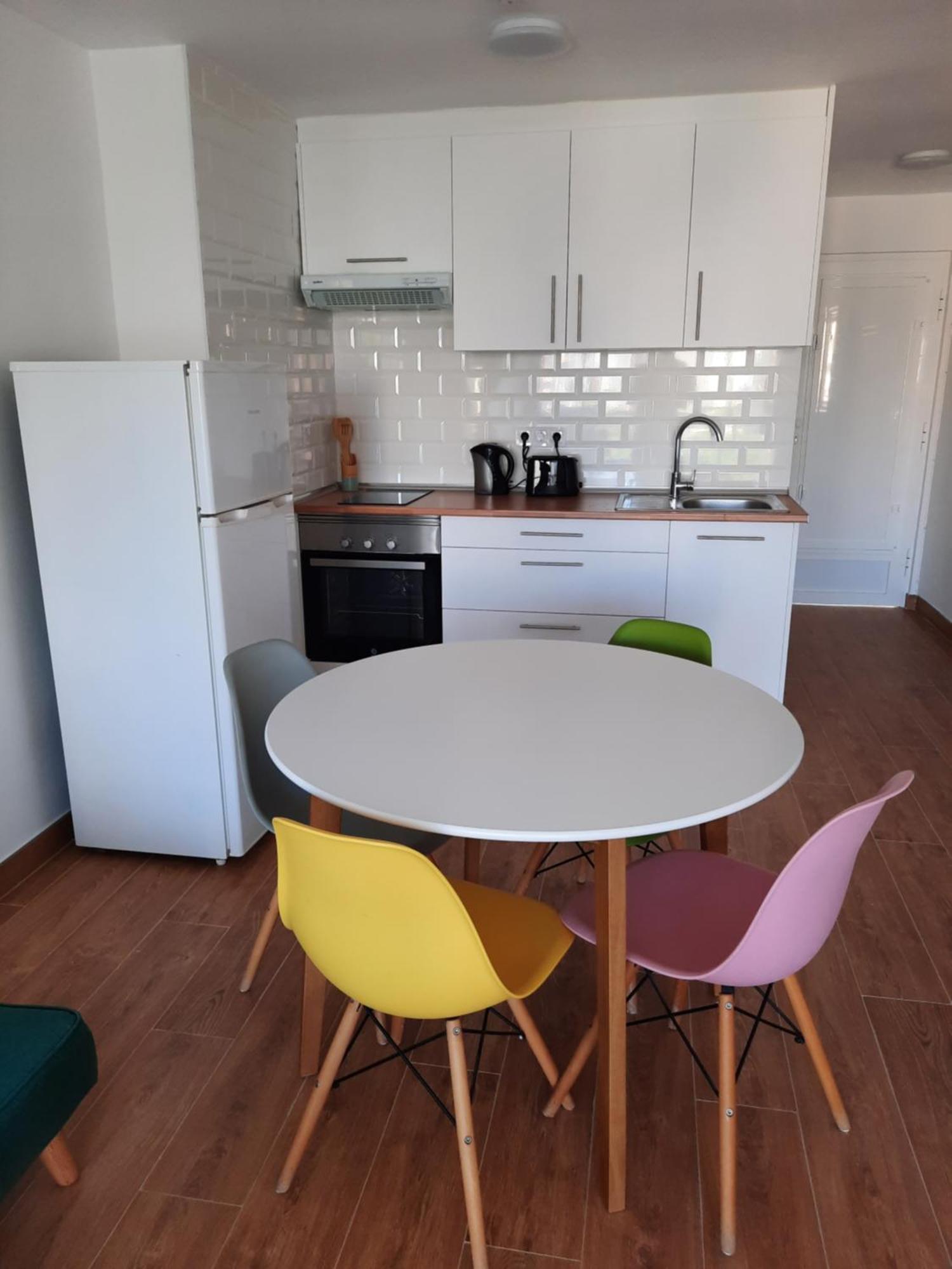 Playmon Holiday Apartment Бенидорм Екстериор снимка